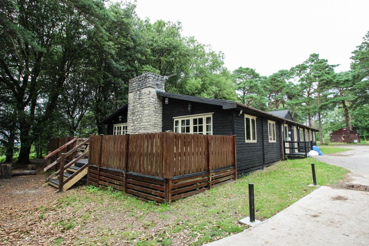 Avon Tyrrell Outdoor Activity Centre Villa Bransgore Exteriör bild