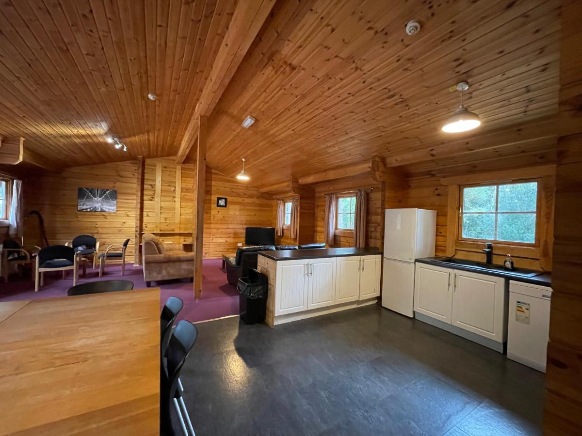Avon Tyrrell Outdoor Activity Centre Villa Bransgore Exteriör bild